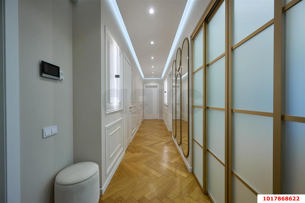 Фото №7: 3-комнатная квартира <span class="whitespace-nowrap">105 м²</span>, <span class="whitespace-nowrap">9/16 эт.</span> - Краснодар, Центральный внутригородской округ, мкр. Центральный, ул. Митрофана Седина, 51/1