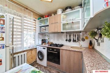 Фото №1: 1-комнатная квартира <span class="whitespace-nowrap">31 м²</span>, <span class="whitespace-nowrap">2/5 эт.</span> - Лорис, мкр. Карасунский внутригородской округ, ул. Рязанская, 20