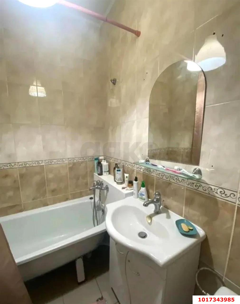 Фото №5: 1-комнатная квартира <span class="whitespace-nowrap">42 м²</span>, <span class="whitespace-nowrap">3/5 эт.</span> - Яблоновский, мкр. квартал Кобцевой-1, ул. Кобцевой, 1к5