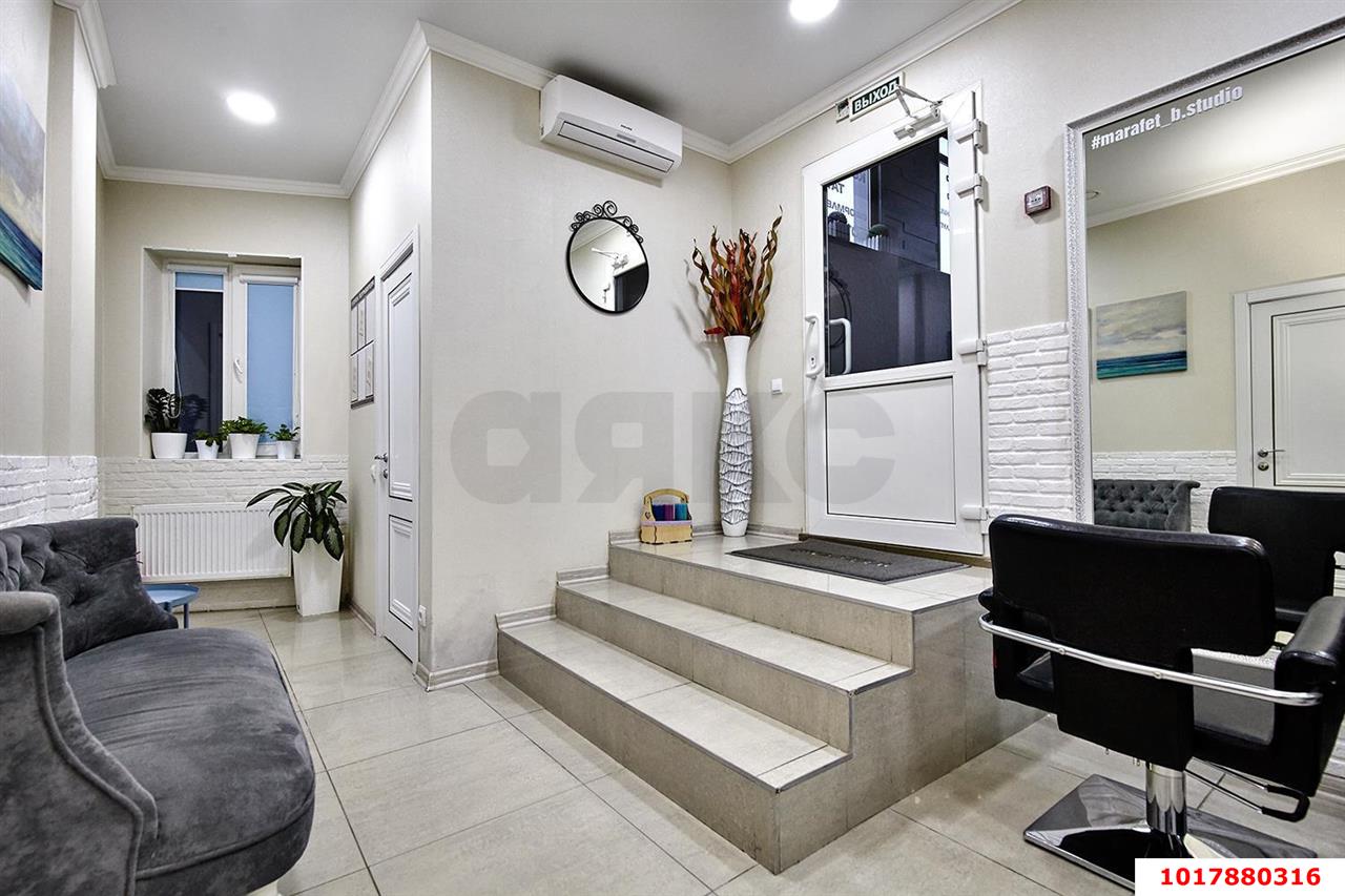 Фото №3: Студия <span class="whitespace-nowrap">61 м²</span> - Краснодар, Прикубанский внутригородской округ, Панорама, мкр. ЖК Смоленский, ул. Восточно-Кругликовская, 32