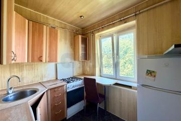 Фото №1: 3-комнатная квартира <span class="whitespace-nowrap">54 м²</span>, <span class="whitespace-nowrap">5/5 эт.</span> - Краснодар, мкр. Черёмушки, ул. 2-я Пятилетка, 9