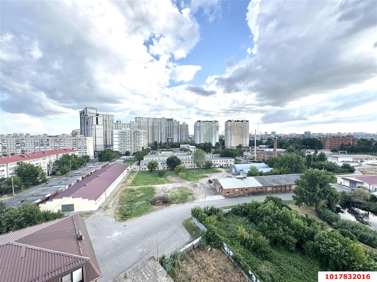 Фото №9: 2-комнатная квартира <span class="whitespace-nowrap">80 м²</span>, <span class="whitespace-nowrap">11/21 эт.</span> - Краснодар, Прикубанский внутригородской округ, Школьный, Круглик, мкр. жилой комплекс Версаль, ул. Черниговская, 1