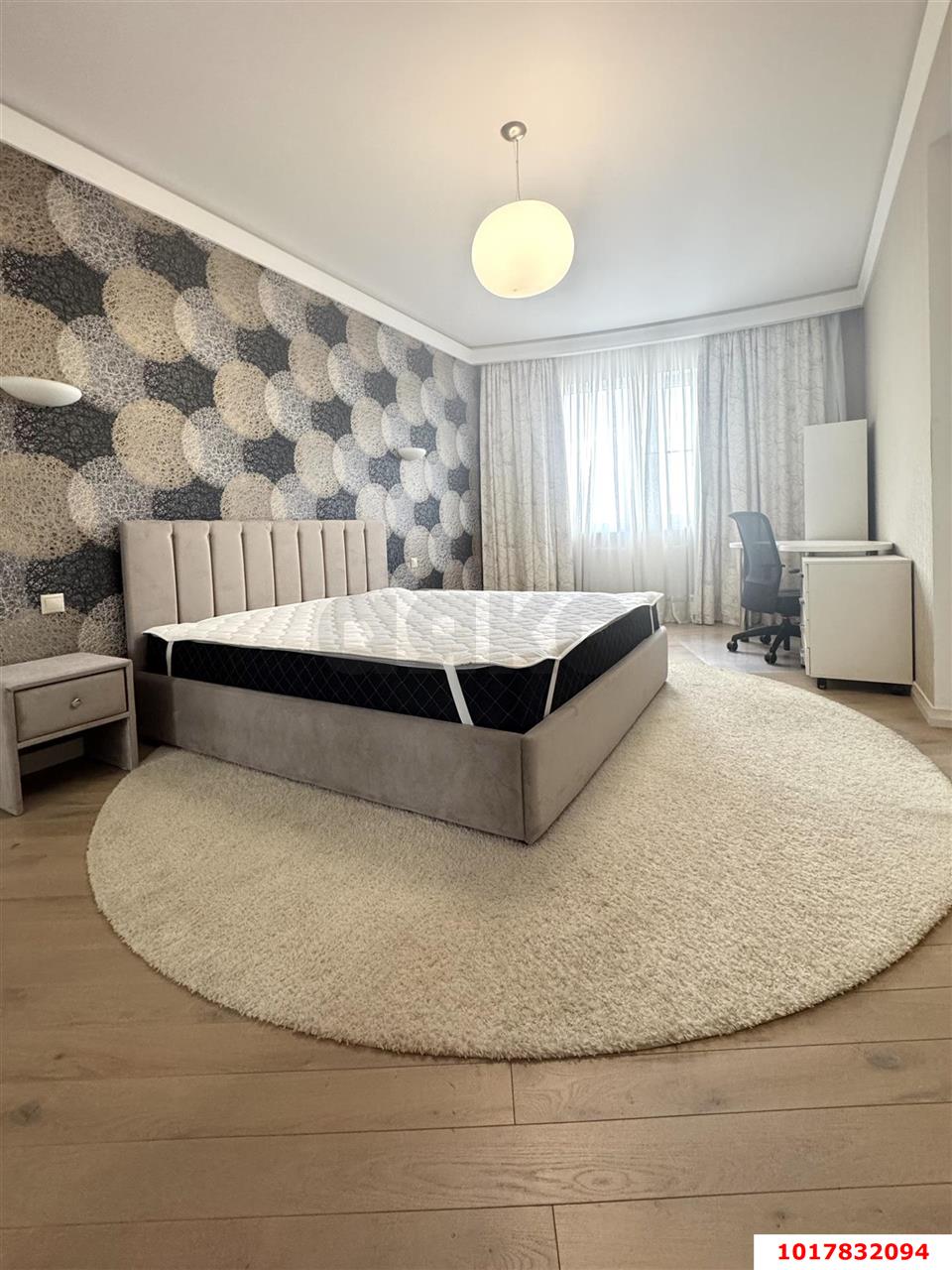 Фото №4: 3-комнатная квартира <span class="whitespace-nowrap">118 м²</span>, <span class="whitespace-nowrap">8/21 эт.</span> - Краснодар, Прикубанский внутригородской округ, Школьный, Круглик, мкр. жилой комплекс Версаль, ул. Черниговская, 1