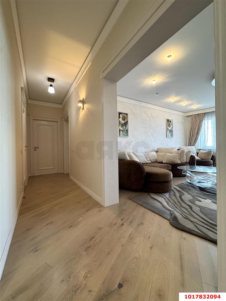 Фото №8: 3-комнатная квартира <span class="whitespace-nowrap">118 м²</span>, <span class="whitespace-nowrap">8/21 эт.</span> - Краснодар, Прикубанский внутригородской округ, Школьный, Круглик, мкр. жилой комплекс Версаль, ул. Черниговская, 1