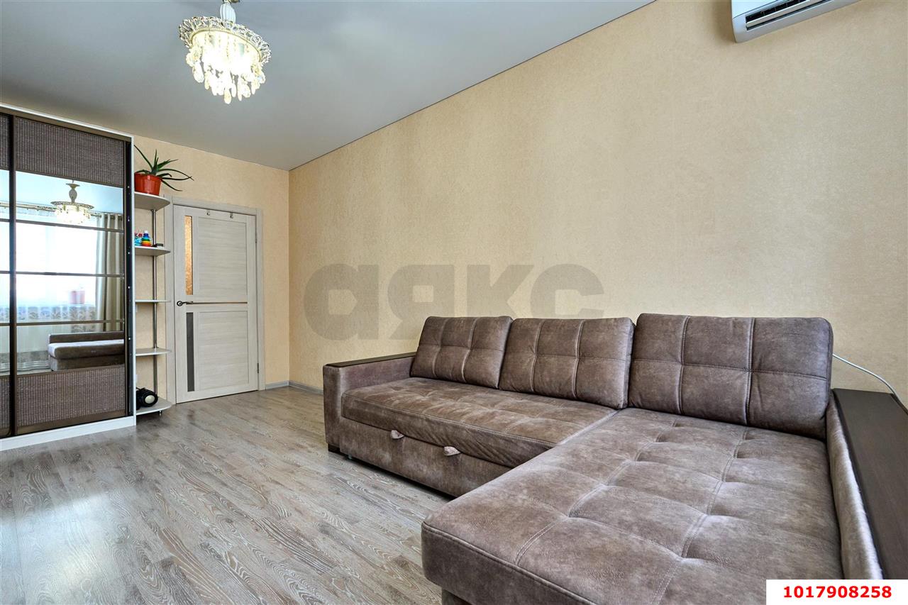 Фото №6: 1-комнатная квартира <span class="whitespace-nowrap">45 м²</span>, <span class="whitespace-nowrap">8/18 эт.</span> - Краснодар, Прикубанский внутригородской округ, Краевая Клиническая Больница, мкр. жилой комплекс Спорт-Сити, ул. Домбайская, 10/1к1