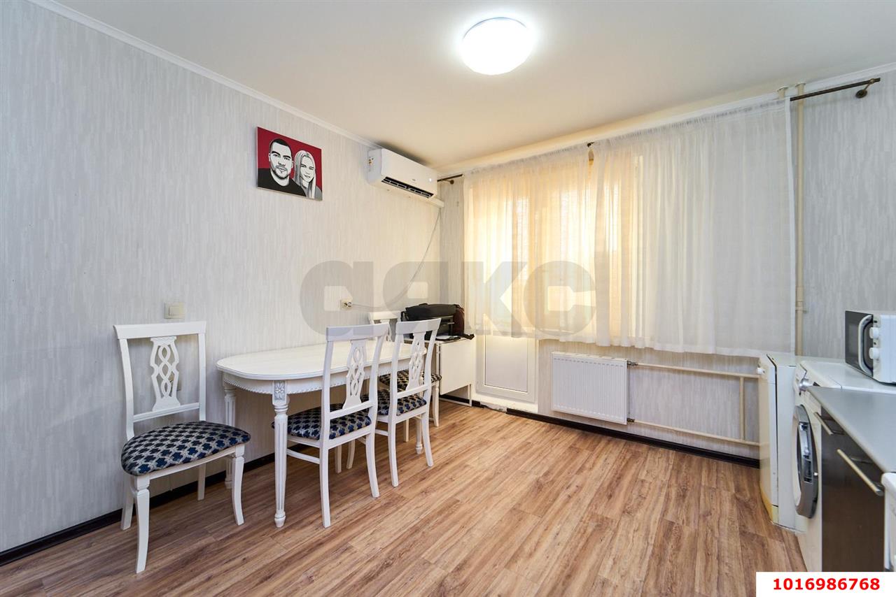 Фото №5: 2-комнатная квартира <span class="whitespace-nowrap">64 м²</span>, <span class="whitespace-nowrap">10/14 эт.</span> - Краснодар, Прикубанский внутригородской округ, мкр. Молодёжный, ул. Зеленоградская, 38
