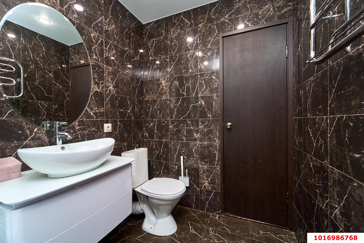 Фото №10: 2-комнатная квартира <span class="whitespace-nowrap">64 м²</span>, <span class="whitespace-nowrap">10/14 эт.</span> - Краснодар, Прикубанский внутригородской округ, мкр. Молодёжный, ул. Зеленоградская, 38