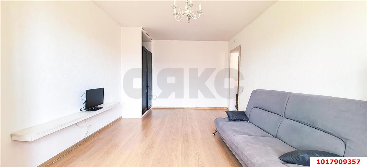 Фото №3: 1-комнатная квартира <span class="whitespace-nowrap">32 м²</span>, <span class="whitespace-nowrap">7/12 эт.</span> - Краснодар, Карасунский внутригородской округ, мкр. Гидростроителей, ул. имени Дмитрия Благоева, 13/2