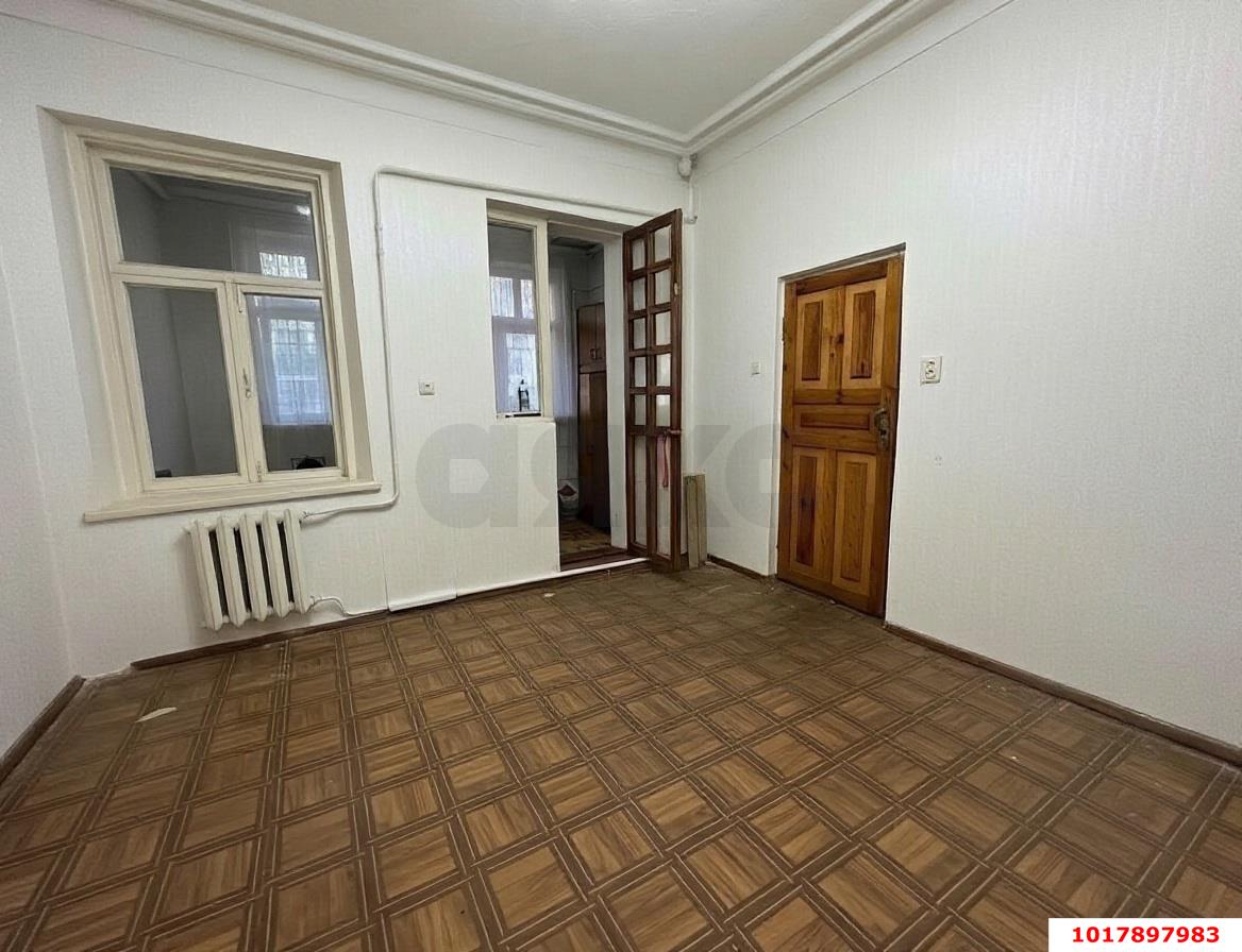 Фото №3: 1-комнатная квартира <span class="whitespace-nowrap">31 м²</span>, <span class="whitespace-nowrap">1/2 эт.</span> - Краснодар, Западный внутригородской округ, мкр. Центральный, ул. Рашпилевская, 119