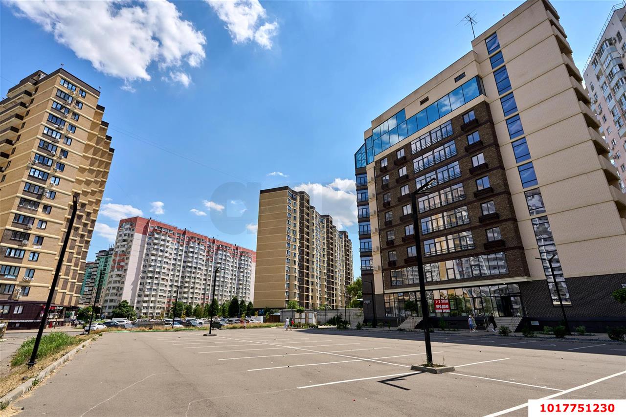 Фото №4: 2-комнатная квартира <span class="whitespace-nowrap">83 м²</span>, <span class="whitespace-nowrap">6/9 эт.</span> - Краснодар, Прикубанский внутригородской округ, мкр. Восточно-Кругликовский, ул. Восточно-Кругликовская, 46/9