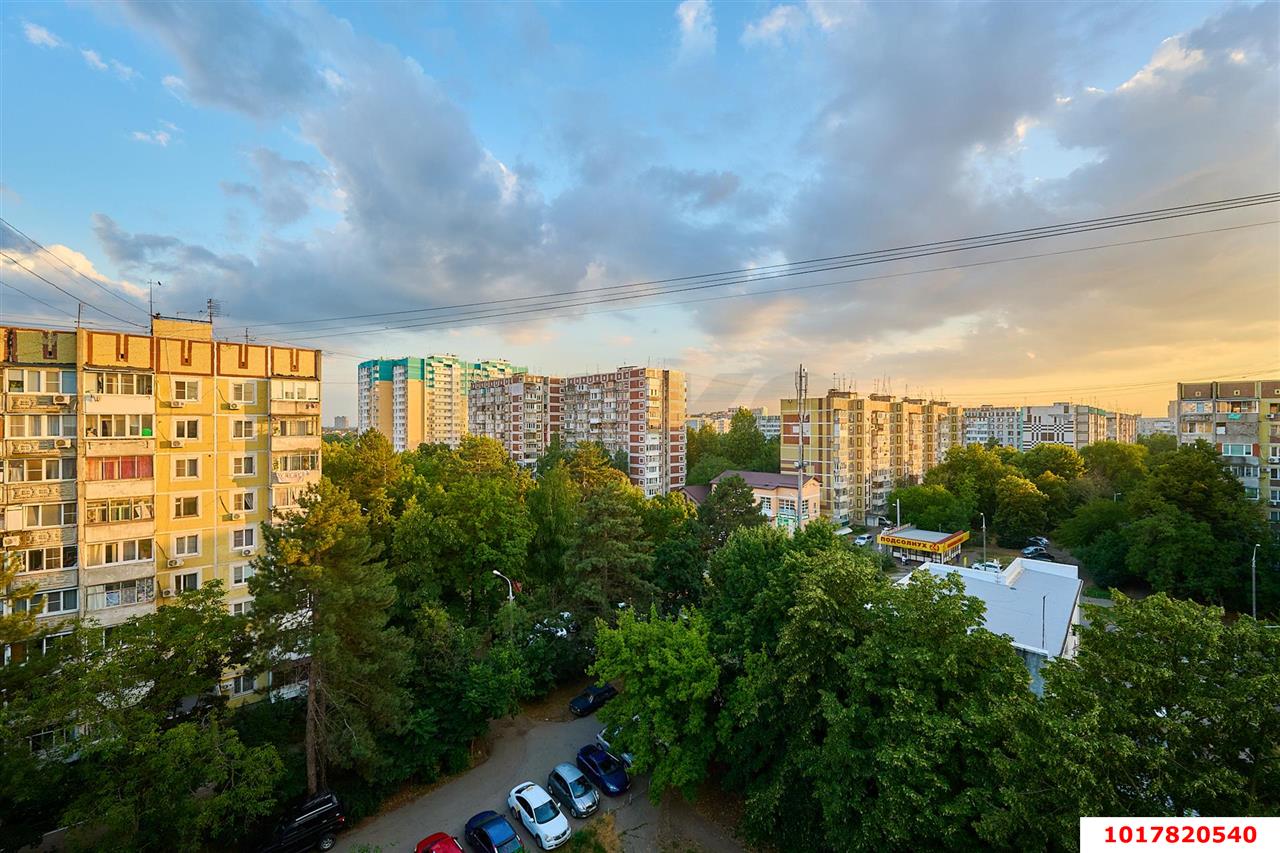 Фото №17: 3-комнатная квартира <span class="whitespace-nowrap">82 м²</span>, <span class="whitespace-nowrap">8/9 эт.</span> - Краснодар, Карасунский внутригородской округ, мкр. Комсомольский, ул. 30-й Иркутской Дивизии, 8