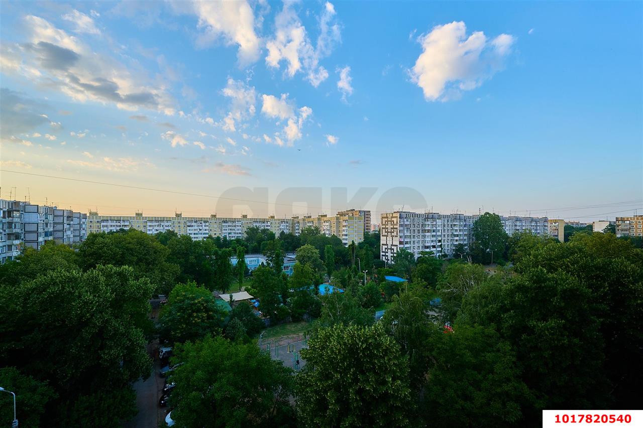 Фото №7: 3-комнатная квартира <span class="whitespace-nowrap">82 м²</span>, <span class="whitespace-nowrap">8/9 эт.</span> - Краснодар, Карасунский внутригородской округ, мкр. Комсомольский, ул. 30-й Иркутской Дивизии, 8