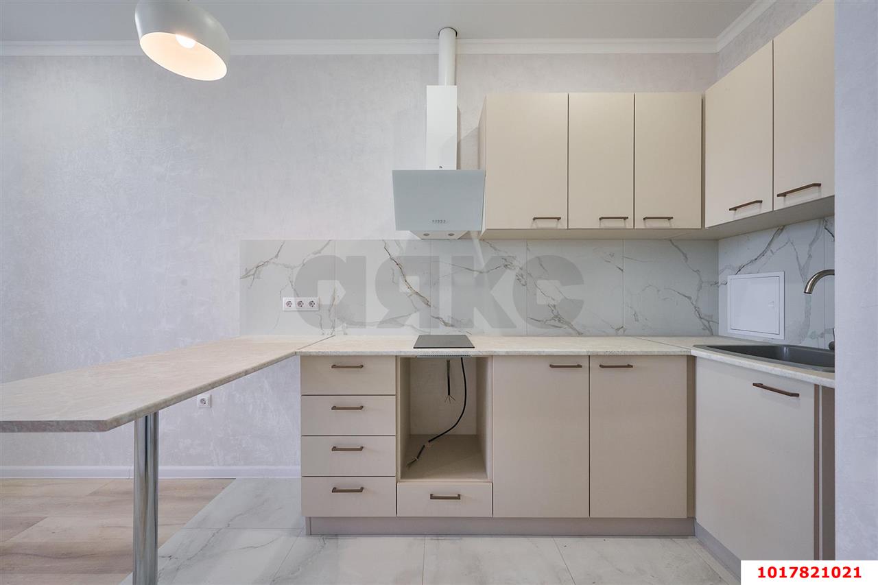 Фото №2: 1-комнатная квартира <span class="whitespace-nowrap">42 м²</span>, <span class="whitespace-nowrap">12/19 эт.</span> - Краснодар, Центральный внутригородской округ, Центральный, мкр. ЖК На Садовой, ул. Садовая, 159к1