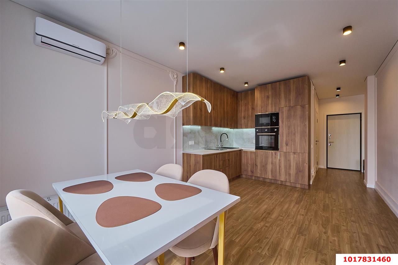 Фото №3: 1-комнатная квартира <span class="whitespace-nowrap">50 м²</span>, <span class="whitespace-nowrap">13/16 эт.</span> - Краснодар, Западный внутригородской округ, мкр. ЖК Аврора, ул. имени Дзержинского, 95