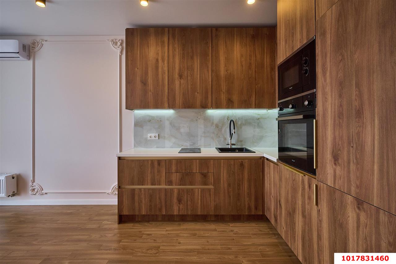 Фото №2: 1-комнатная квартира <span class="whitespace-nowrap">50 м²</span>, <span class="whitespace-nowrap">13/16 эт.</span> - Краснодар, Западный внутригородской округ, мкр. ЖК Аврора, ул. имени Дзержинского, 95