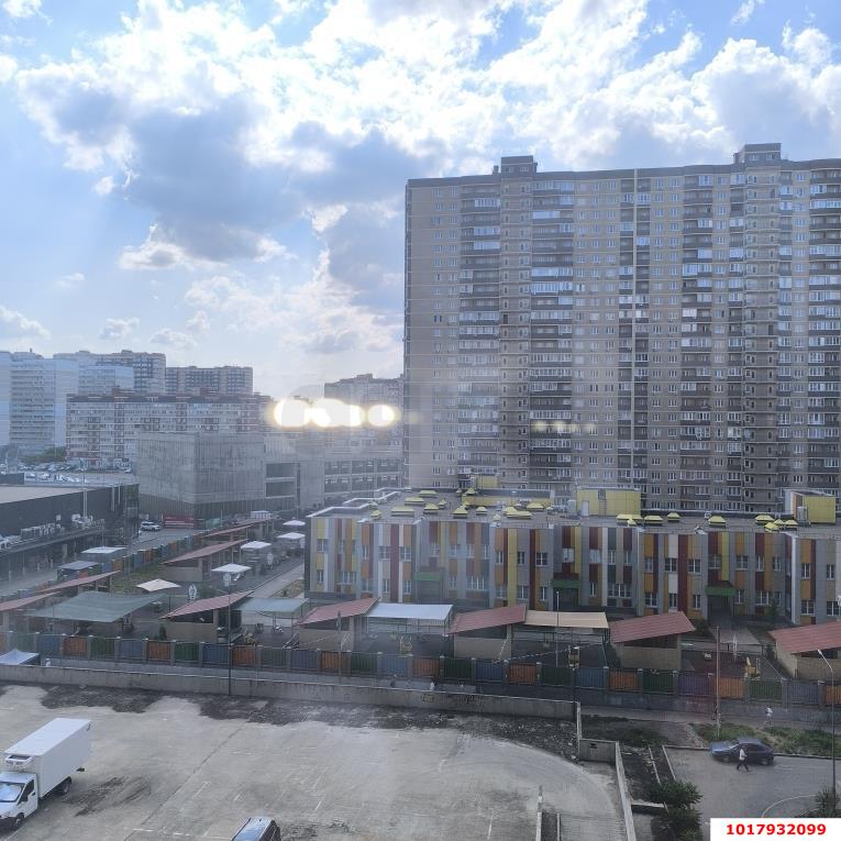Фото №11: 2-комнатная квартира <span class="whitespace-nowrap">62 м²</span>, <span class="whitespace-nowrap">8/18 эт.</span> - Краснодар, Прикубанский внутригородской округ, имени Петра Метальникова, мкр. жилой комплекс Времена Года-2, ул. Евгении Жигуленко, 5к2