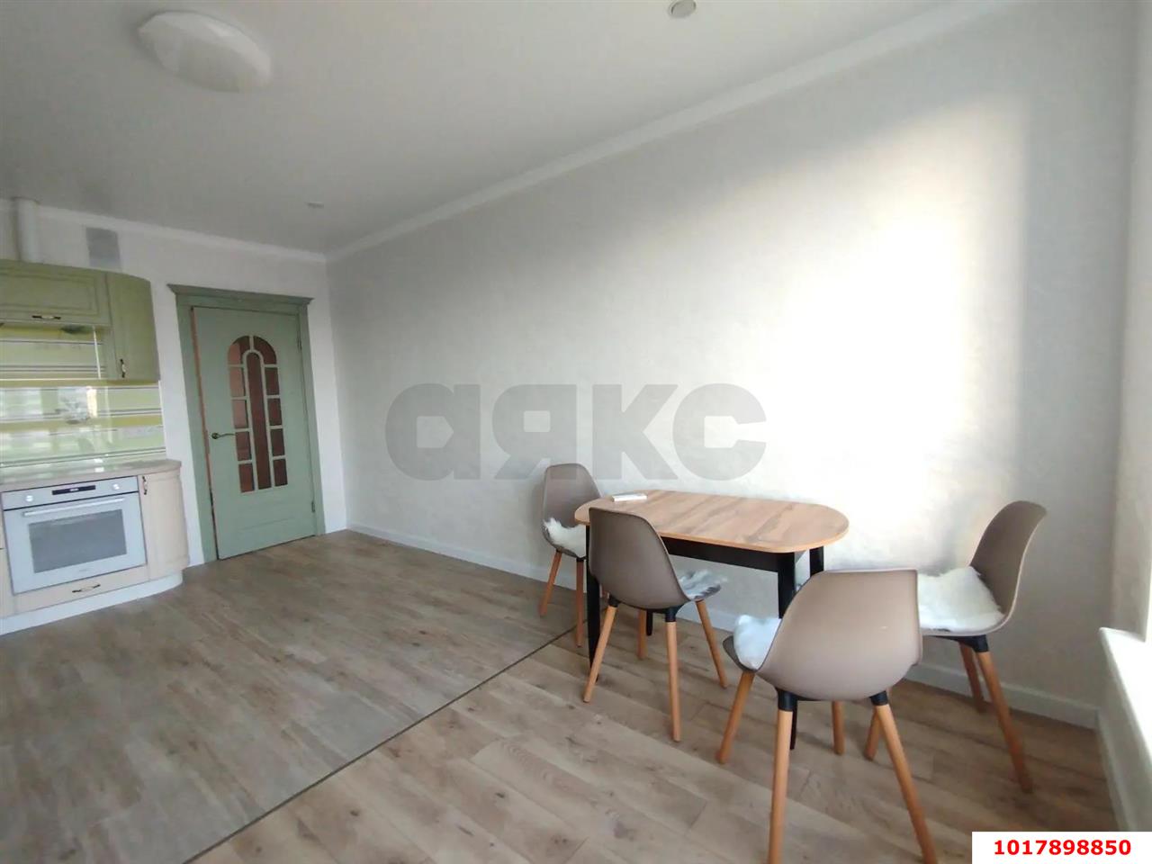 Фото №4: 2-комнатная квартира <span class="whitespace-nowrap">70 м²</span>, <span class="whitespace-nowrap">17/23 эт.</span> - Краснодар, Прикубанский внутригородской округ, Россинского, мкр. жилой комплекс Титаны, б-р Адмирала Пустошкина, 11/1