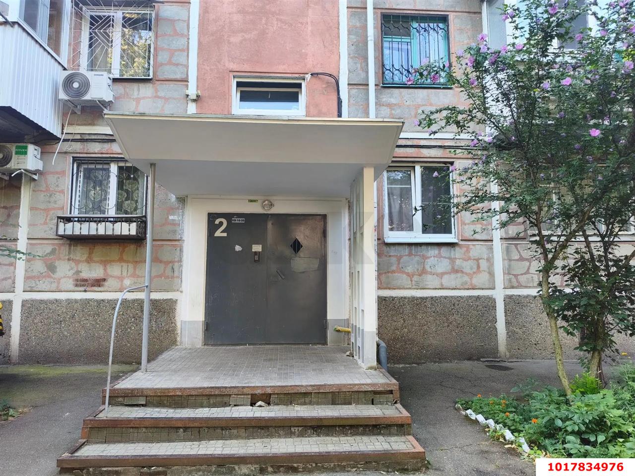 Фото №11: 1-комнатная квартира <span class="whitespace-nowrap">30 м²</span>, <span class="whitespace-nowrap">1/5 эт.</span> - Краснодар, Карасунский внутригородской округ, мкр. Черёмушки, ул. Селезнёва, 96