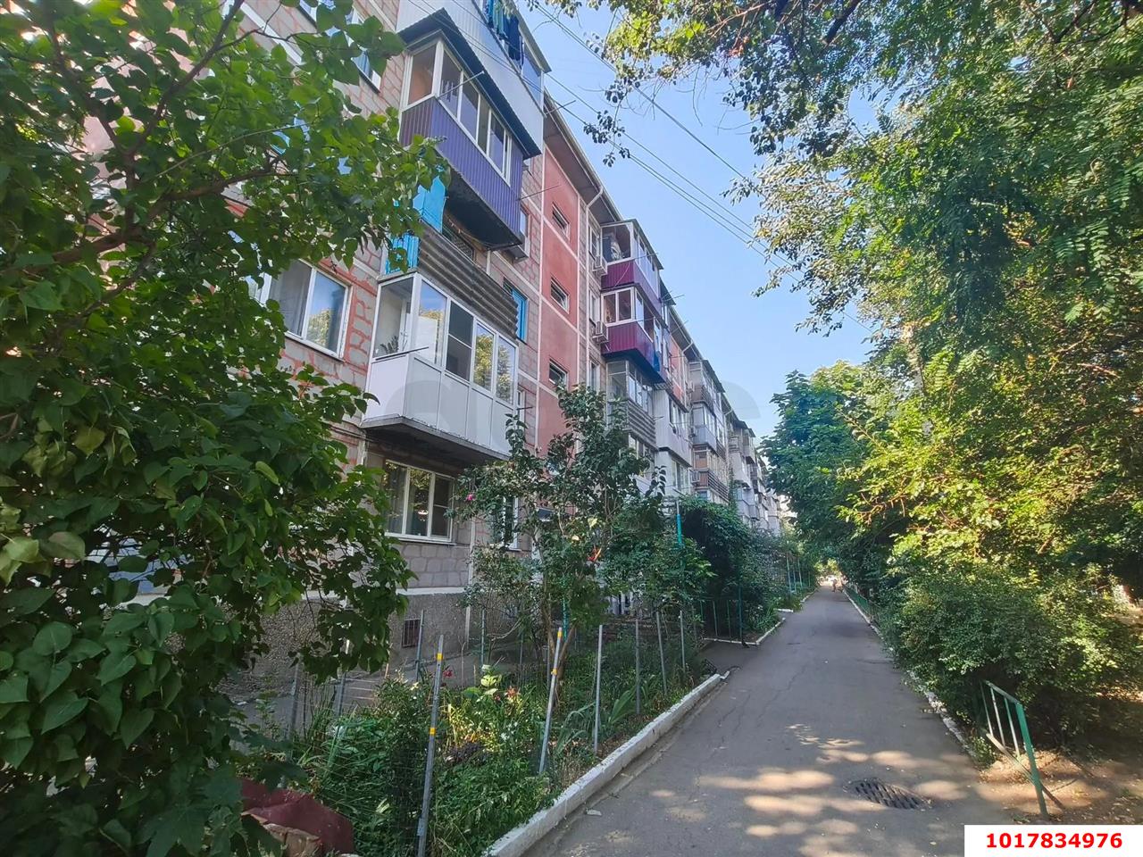 Фото №12: 1-комнатная квартира <span class="whitespace-nowrap">30 м²</span>, <span class="whitespace-nowrap">1/5 эт.</span> - Краснодар, Карасунский внутригородской округ, мкр. Черёмушки, ул. Селезнёва, 96