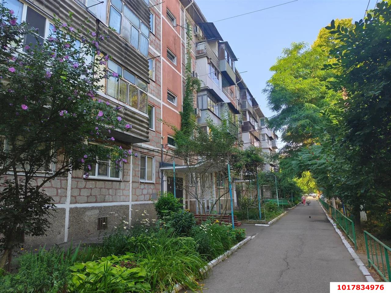 Фото №8: 1-комнатная квартира <span class="whitespace-nowrap">30 м²</span>, <span class="whitespace-nowrap">1/5 эт.</span> - Краснодар, Карасунский внутригородской округ, мкр. Черёмушки, ул. Селезнёва, 96