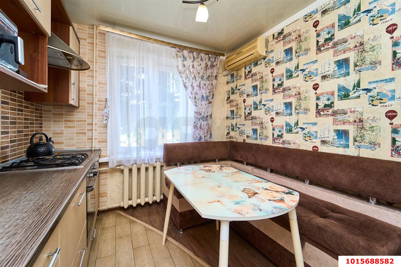 Фото №2: 2-комнатная квартира <span class="whitespace-nowrap">55 м²</span>, <span class="whitespace-nowrap">1/3 эт.</span> - Краснодар, Прикубанский внутригородской округ, Калинино, мкр. Завод Радиоизмерительных Приборов, ул. Российская, 448/4