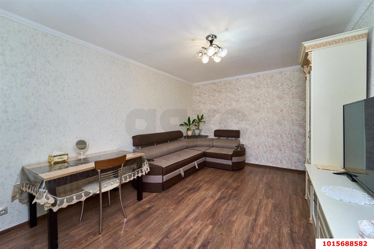 Фото №8: 2-комнатная квартира <span class="whitespace-nowrap">55 м²</span>, <span class="whitespace-nowrap">1/3 эт.</span> - Краснодар, Прикубанский внутригородской округ, Калинино, мкр. Завод Радиоизмерительных Приборов, ул. Российская, 448/4