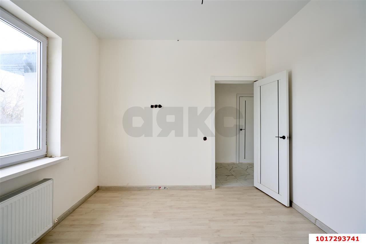 Фото №7: Дом <span class="whitespace-nowrap">90 м²</span> <span class="whitespace-nowrap">+ 4 сот.</span>, <span class="whitespace-nowrap">1 эт.</span> - Знаменский, Карасунский внутригородской округ, мкр. СНТ Изобильное, ул. Земляничная, 41