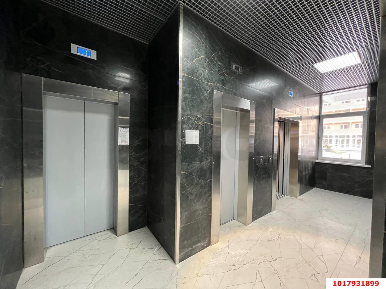 Фото №5: 1-комнатная квартира <span class="whitespace-nowrap">46 м²</span>, <span class="whitespace-nowrap">18/19 эт.</span> - Краснодар, Прикубанский внутригородской округ, имени Петра Метальникова, мкр. ЖК Лучший, ул. Ростовское шоссе, 30/7к2