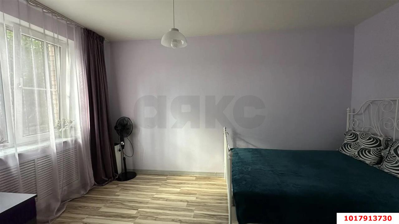 Фото №10: 4-комнатная квартира <span class="whitespace-nowrap">92 м²</span>, <span class="whitespace-nowrap">1/5 эт.</span> - Яблоновский, ул. Железнодорожная, 5