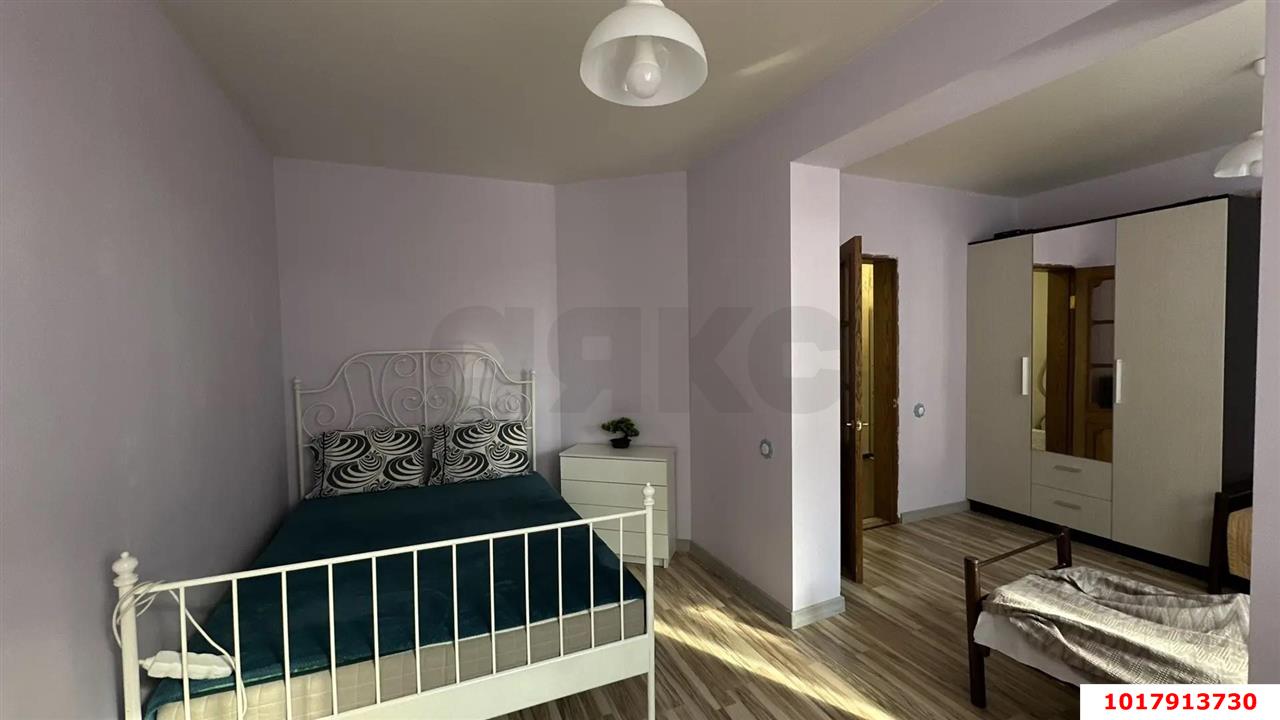 Фото №3: 4-комнатная квартира <span class="whitespace-nowrap">92 м²</span>, <span class="whitespace-nowrap">1/5 эт.</span> - Яблоновский, ул. Железнодорожная, 5