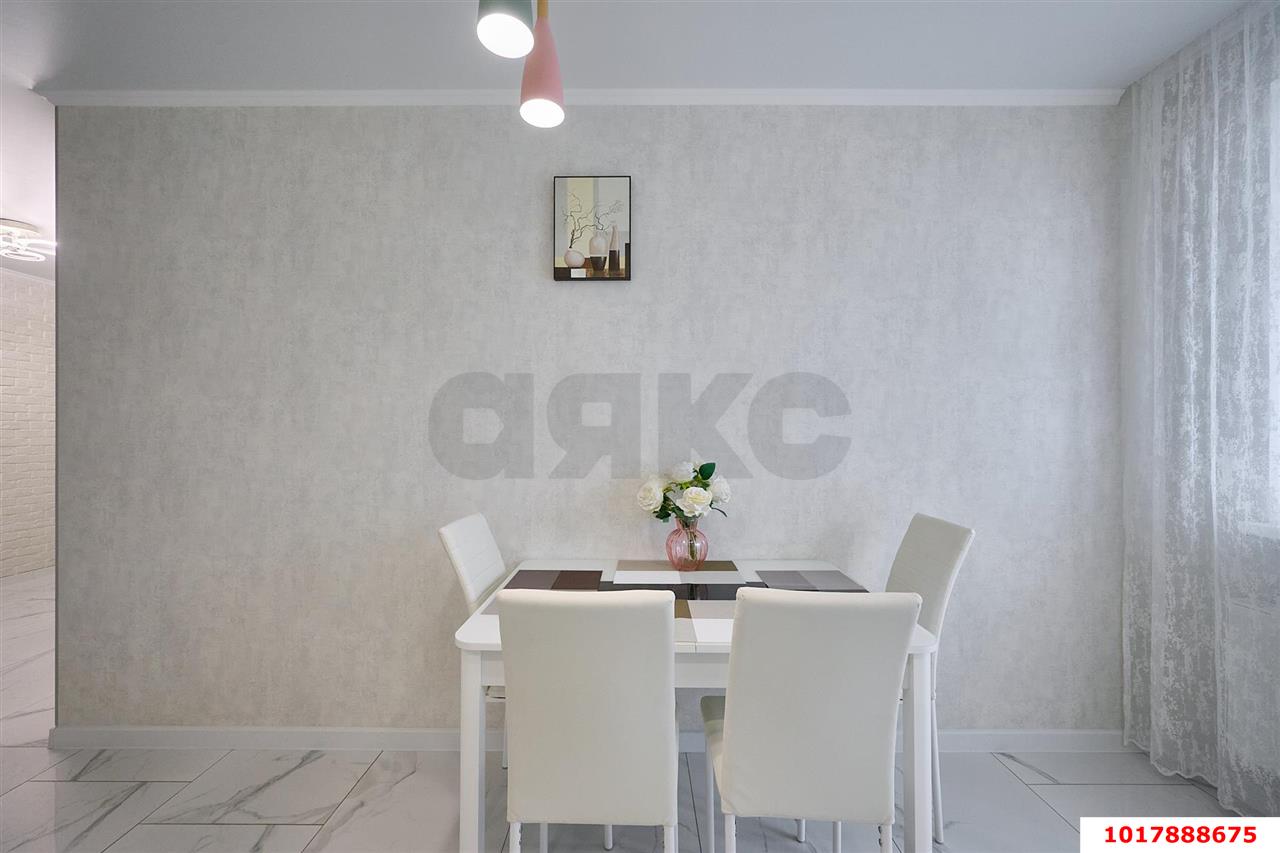 Фото №7: 2-комнатная квартира <span class="whitespace-nowrap">74 м²</span>, <span class="whitespace-nowrap">15/22 эт.</span> - Краснодар, Прикубанский внутригородской округ, Россинского, мкр. жилой комплекс Дружный, ул. Адмирала Серебрякова, 3к1