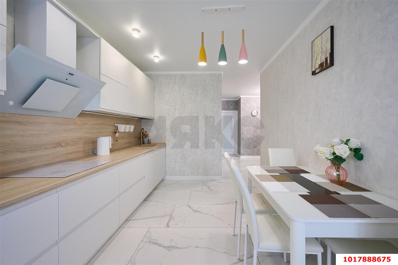 Фото №5: 2-комнатная квартира <span class="whitespace-nowrap">74 м²</span>, <span class="whitespace-nowrap">15/22 эт.</span> - Краснодар, Прикубанский внутригородской округ, Россинского, мкр. жилой комплекс Дружный, ул. Адмирала Серебрякова, 3к1