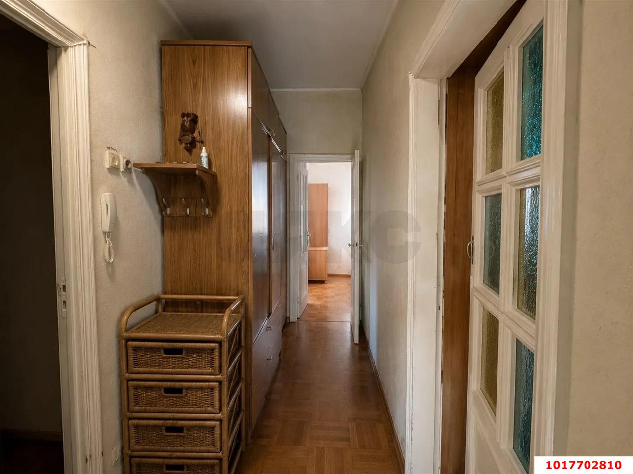 Фото №6: 2-комнатная квартира <span class="whitespace-nowrap">53 м²</span>, <span class="whitespace-nowrap">1/5 эт.</span> - Краснодар, Центральный внутригородской округ, Дубинка, мкр. Черёмушки, ул. Вишняковой, 1/2