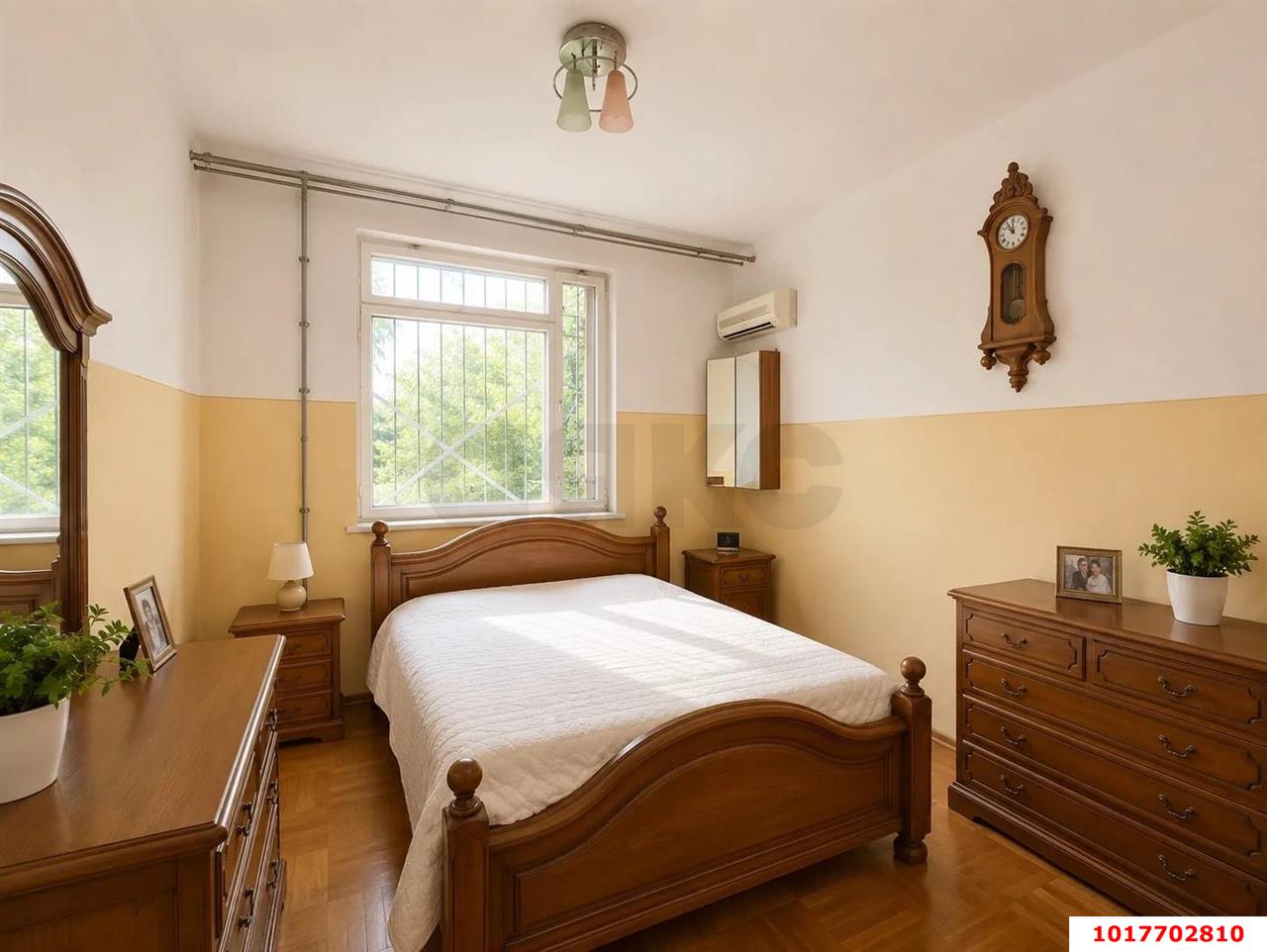 Фото №3: 2-комнатная квартира <span class="whitespace-nowrap">53 м²</span>, <span class="whitespace-nowrap">1/5 эт.</span> - Краснодар, Центральный внутригородской округ, Дубинка, мкр. Черёмушки, ул. Вишняковой, 1/2