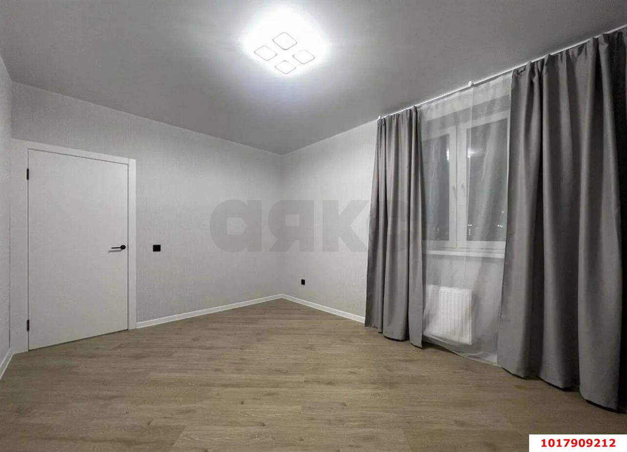 Фото №4: 1-комнатная квартира <span class="whitespace-nowrap">48 м²</span>, <span class="whitespace-nowrap">11/12 эт.</span> - Краснодар, Прикубанский внутригородской округ, мкр. 2-я Площадка, ул. Ветеранов, 85к5