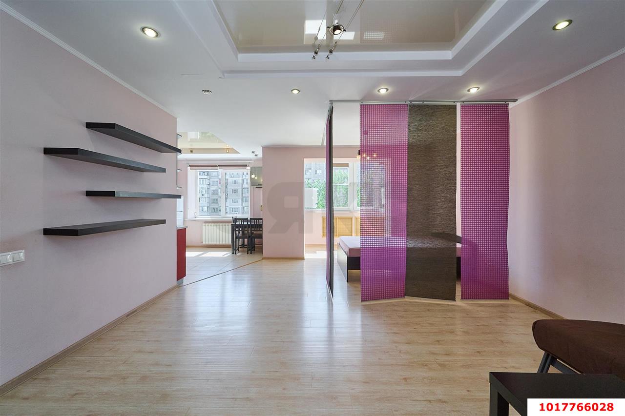 Фото №7: 1-комнатная квартира <span class="whitespace-nowrap">44 м²</span>, <span class="whitespace-nowrap">6/12 эт.</span> - Краснодар, Западный внутригородской округ, мкр. Юбилейный, ул. Бульварное Кольцо, 7