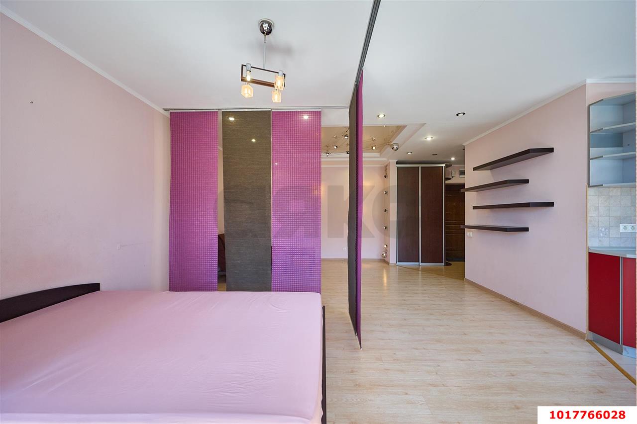 Фото №6: 1-комнатная квартира <span class="whitespace-nowrap">44 м²</span>, <span class="whitespace-nowrap">6/12 эт.</span> - Краснодар, Западный внутригородской округ, мкр. Юбилейный, ул. Бульварное Кольцо, 7