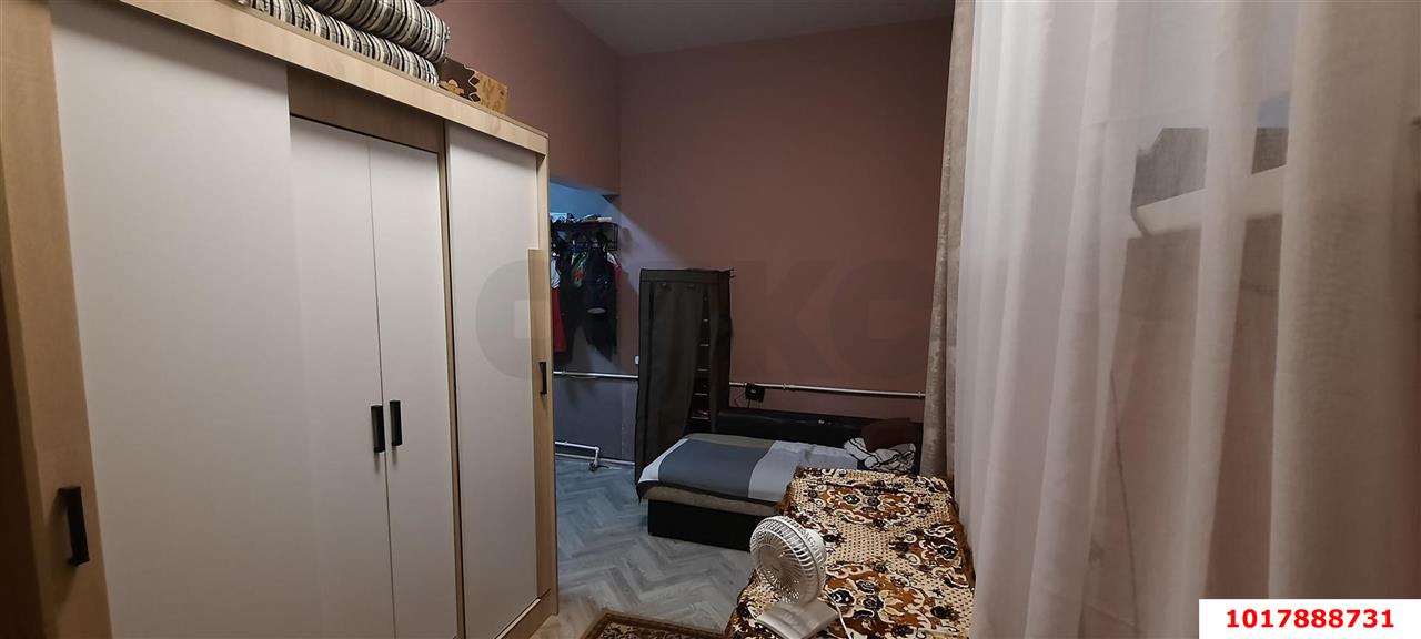 Фото №3: 2-комнатная квартира <span class="whitespace-nowrap">47 м²</span>, <span class="whitespace-nowrap">1/4 эт.</span> - Краснодар, Центральный внутригородской округ, мкр. Дубинка, ул. Воронежская, 40