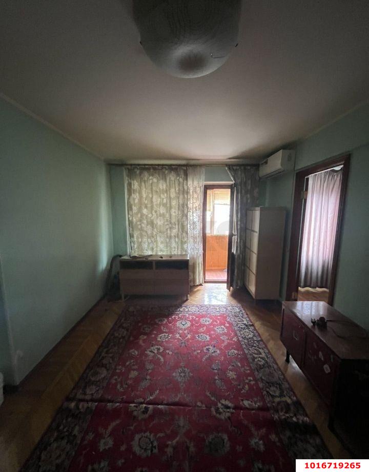 Фото №1: 2-комнатная квартира <span class="whitespace-nowrap">46 м²</span>, <span class="whitespace-nowrap">2/5 эт.</span> - Краснодар, Западный внутригородской округ, мкр. Фестивальный, ул. Котовского, 96