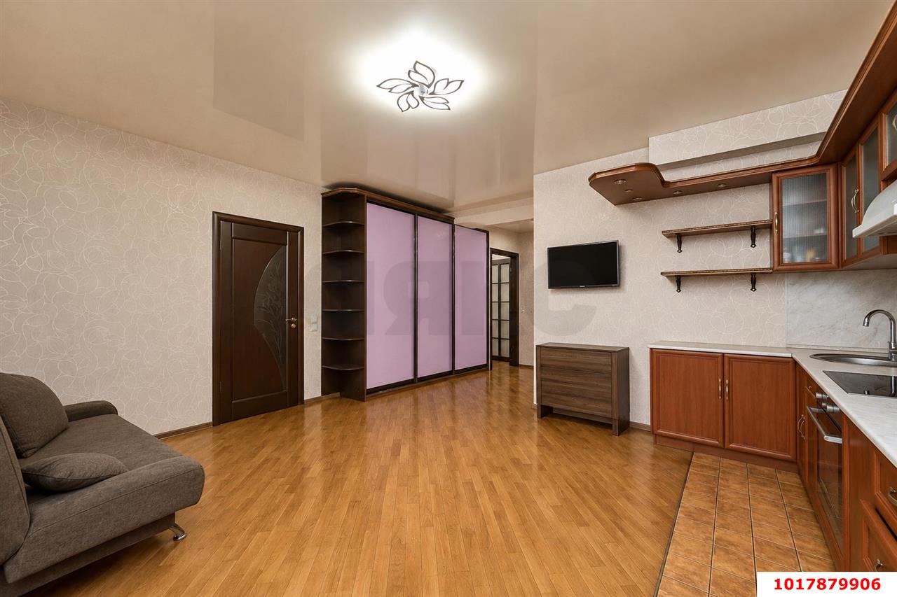 Фото №9: 1-комнатная квартира <span class="whitespace-nowrap">42 м²</span>, <span class="whitespace-nowrap">4/16 эт.</span> - Краснодар, Прикубанский внутригородской округ, Солнечный, мкр. Фестивальный, ул. Яна Полуяна, 47