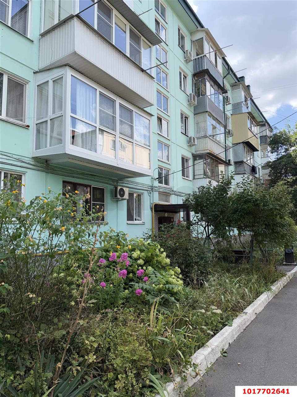 Фото №5: 2-комнатная квартира <span class="whitespace-nowrap">44 м²</span>, <span class="whitespace-nowrap">3/5 эт.</span> - Краснодар, Западный внутригородской округ, мкр. Фестивальный, ул. Гагарина, 141