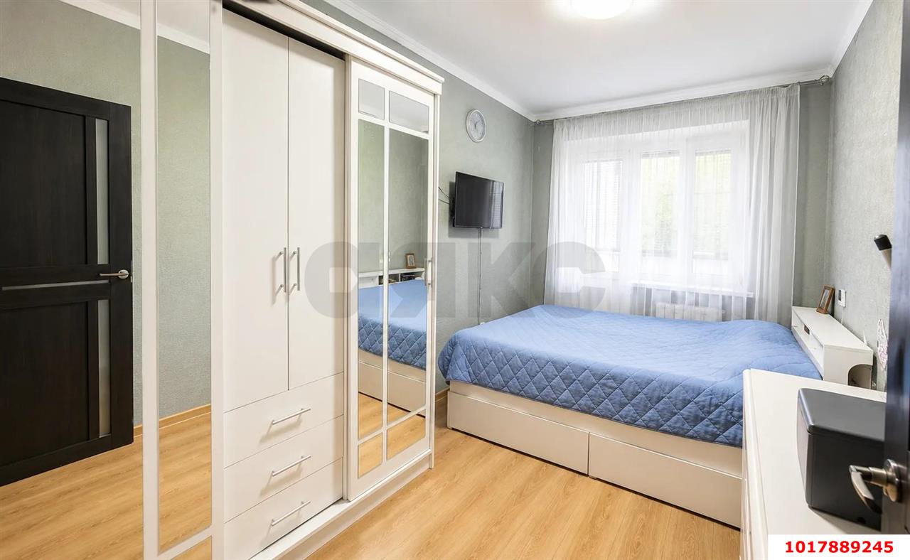 Фото №1: 2-комнатная квартира <span class="whitespace-nowrap">56 м²</span>, <span class="whitespace-nowrap">2/9 эт.</span> - Краснодар, Прикубанский внутригородской округ, мкр. Музыкальный, ул. имени С.В. Рахманинова, 28