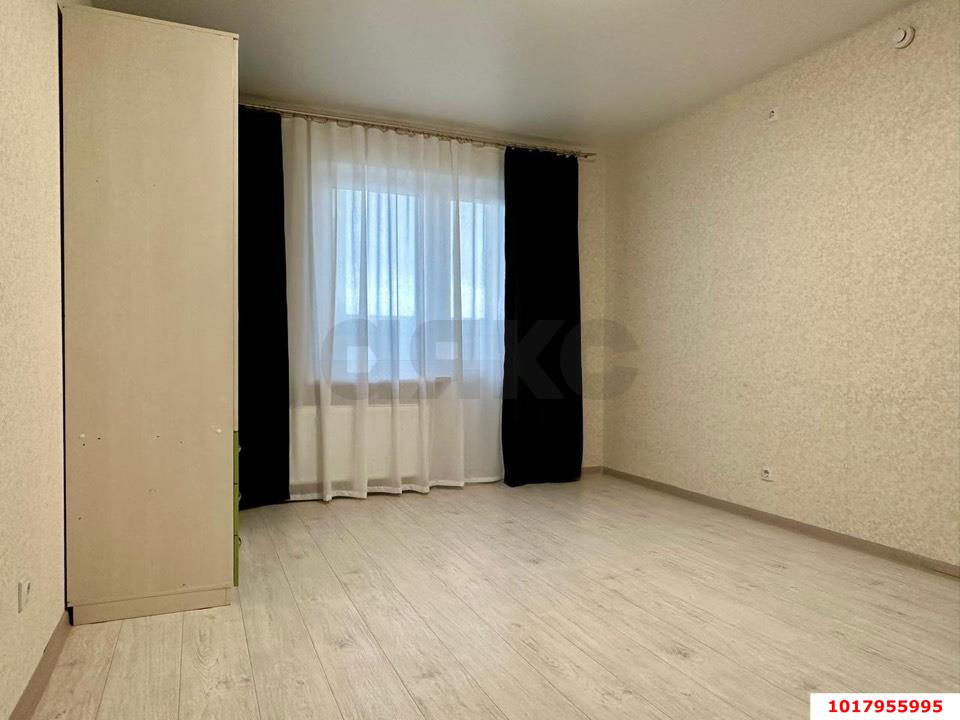 Фото №10: 3-комнатная квартира <span class="whitespace-nowrap">89 м²</span>, <span class="whitespace-nowrap">14/17 эт.</span> - Краснодар, Прикубанский внутригородской округ, Восточный, мкр. жилой комплекс Квартал № 6, ул. имени Героя Советского Союза Якова Кобзаря, 1