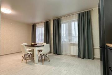 Фото №1: 3-комнатная квартира <span class="whitespace-nowrap">81 м²</span>, <span class="whitespace-nowrap">14/17 эт.</span> - Краснодар, мкр. жилой комплекс Квартал № 6, ул. имени Героя Советского Союза Якова Кобзаря, 1