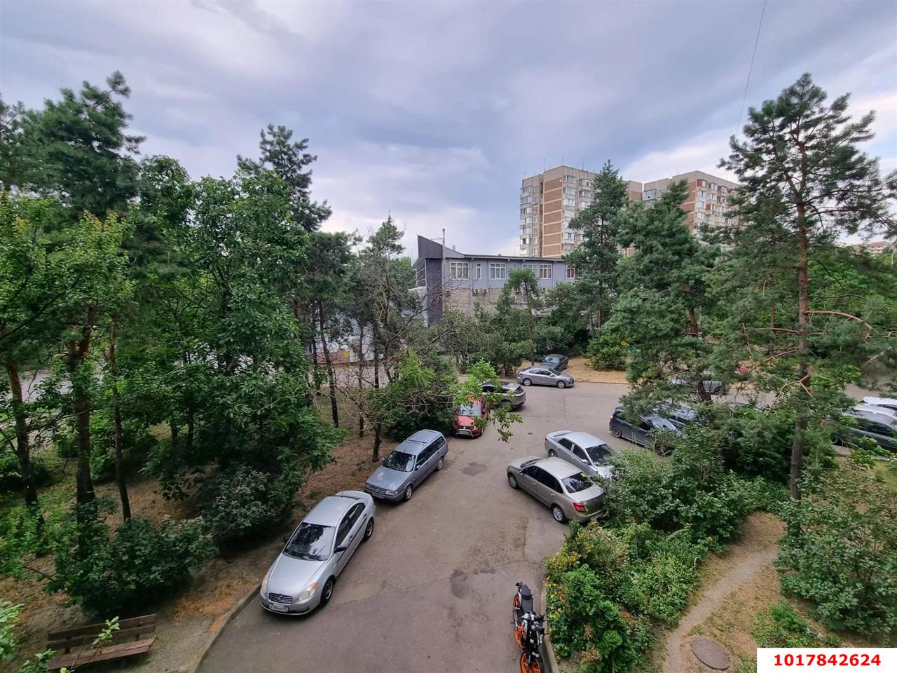 Фото №13: 1-комнатная квартира <span class="whitespace-nowrap">35 м²</span>, <span class="whitespace-nowrap">3/12 эт.</span> - Краснодар, Западный внутригородской округ, мкр. Юбилейный, ул. 70-летия Октября, 12/1