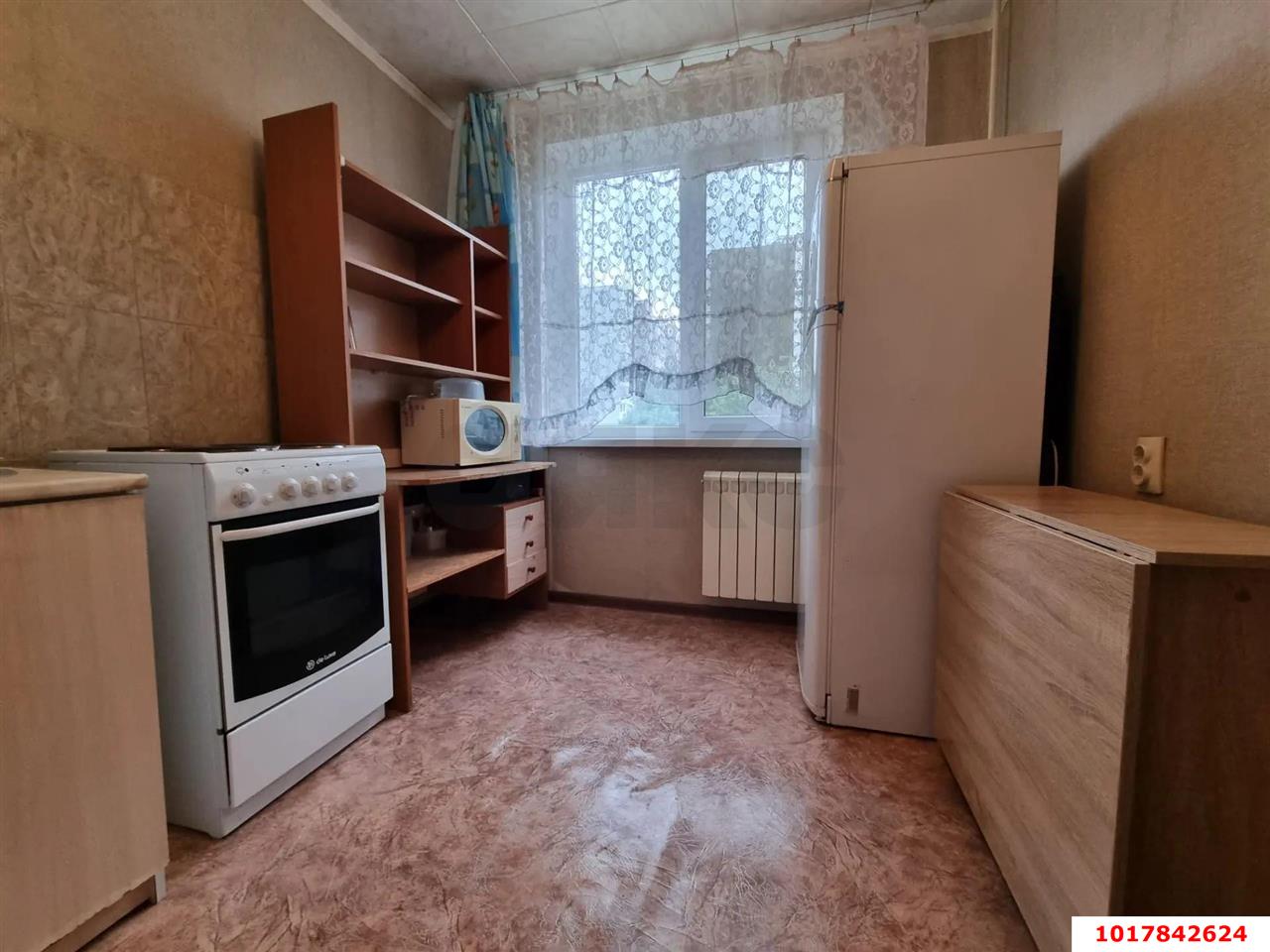 Фото №5: 1-комнатная квартира <span class="whitespace-nowrap">35 м²</span>, <span class="whitespace-nowrap">3/12 эт.</span> - Краснодар, Западный внутригородской округ, мкр. Юбилейный, ул. 70-летия Октября, 12/1