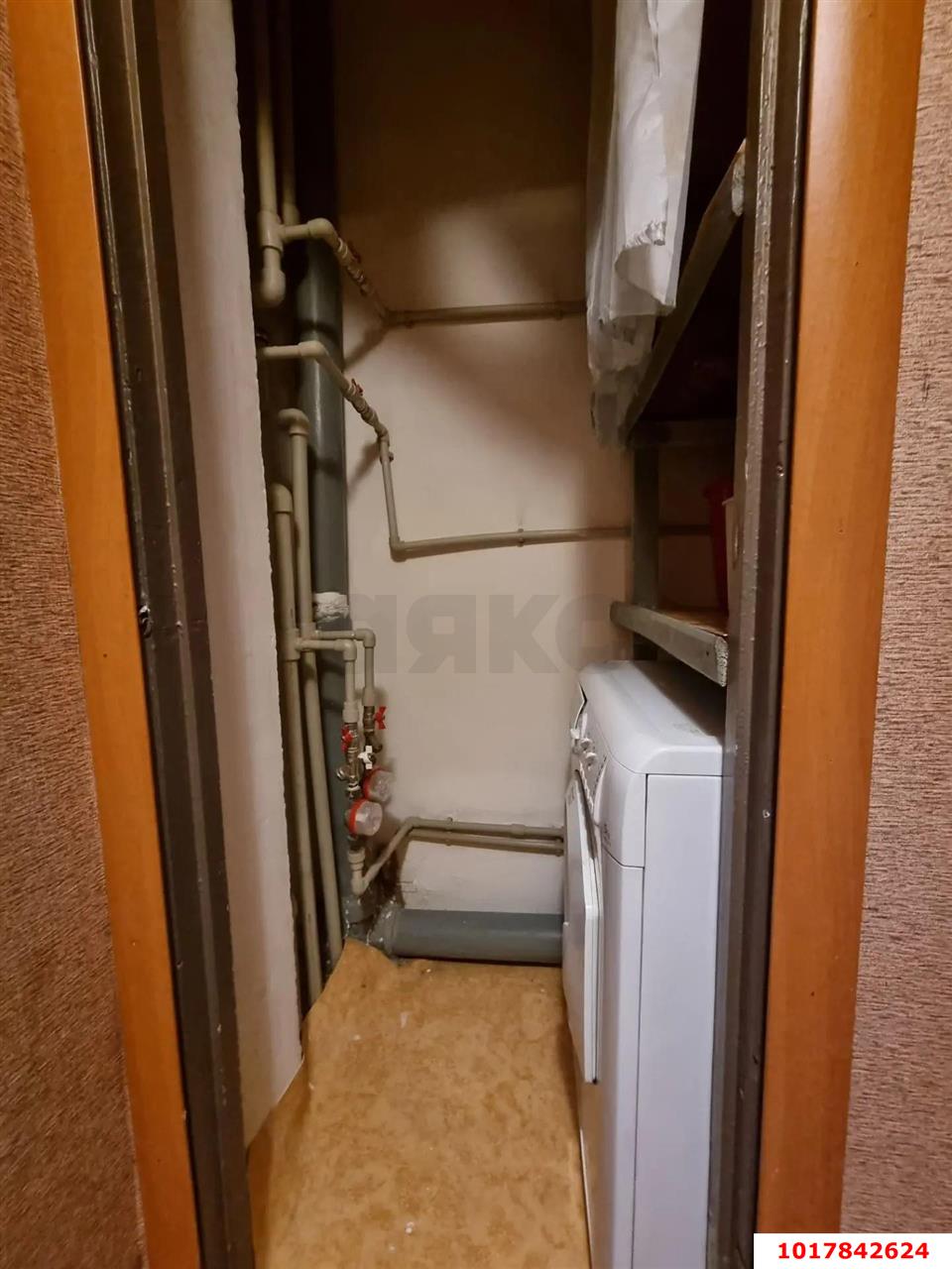 Фото №8: 1-комнатная квартира <span class="whitespace-nowrap">35 м²</span>, <span class="whitespace-nowrap">3/12 эт.</span> - Краснодар, Западный внутригородской округ, мкр. Юбилейный, ул. 70-летия Октября, 12/1