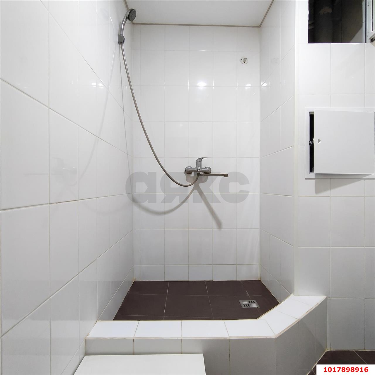 Фото №4: 1-комнатная квартира <span class="whitespace-nowrap">34 м²</span>, <span class="whitespace-nowrap">1/5 эт.</span> - Российский, Прикубанский внутригородской округ, мкр. ЖК Елисеевский, ул. Парижская, 5/1