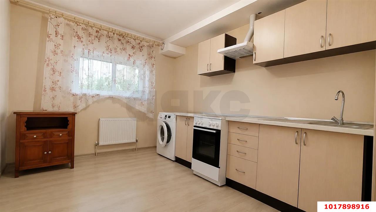 Фото №1: 1-комнатная квартира <span class="whitespace-nowrap">34 м²</span>, <span class="whitespace-nowrap">1/5 эт.</span> - Российский, Прикубанский внутригородской округ, мкр. ЖК Елисеевский, ул. Парижская, 5/1