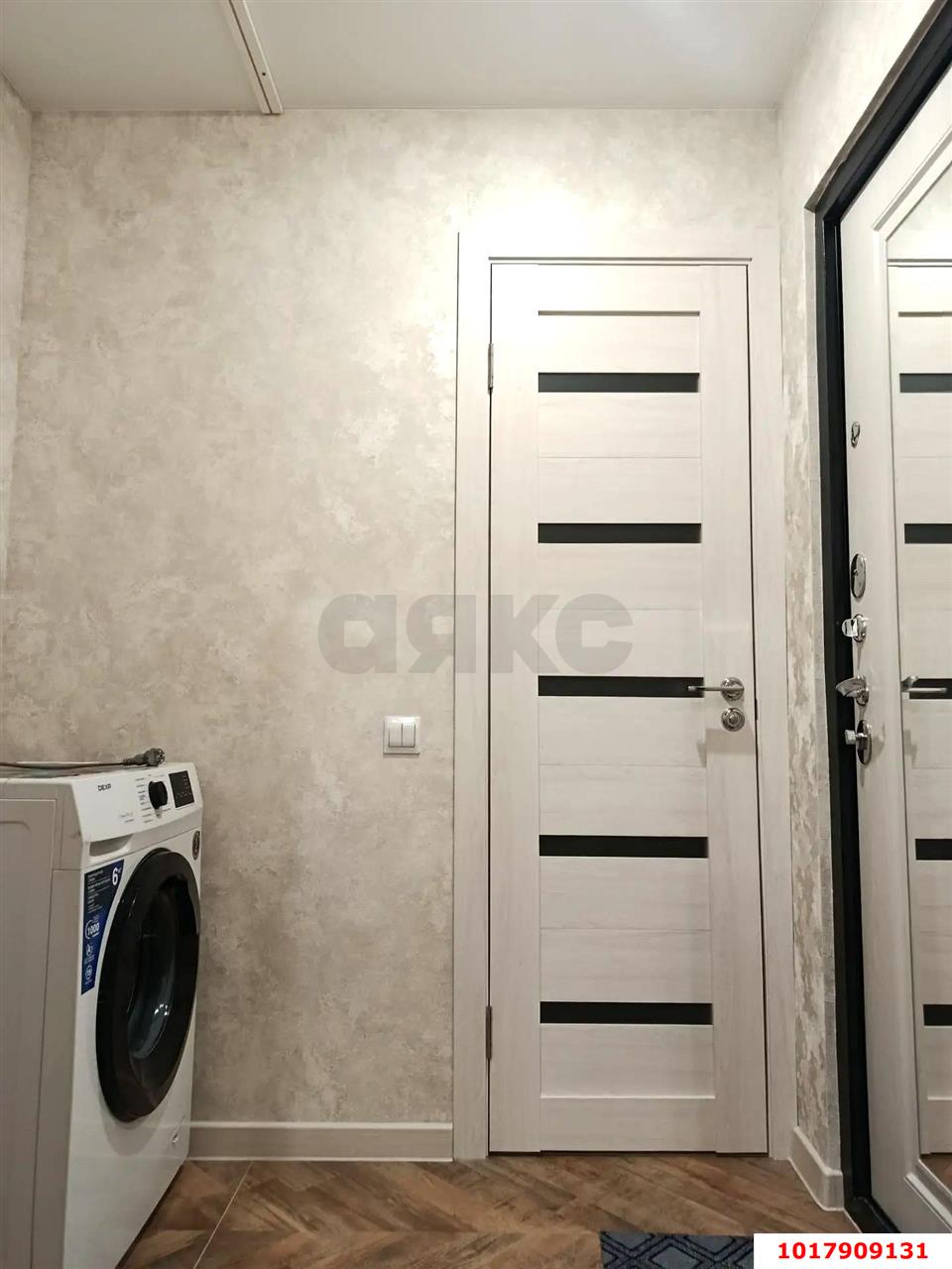 Фото №8: Студия <span class="whitespace-nowrap">27 м²</span>, <span class="whitespace-nowrap">1/16 эт.</span> - Краснодар, Прикубанский внутригородской округ, мкр. Московский, ул. имени Николая Семеновича Котлярова, 20